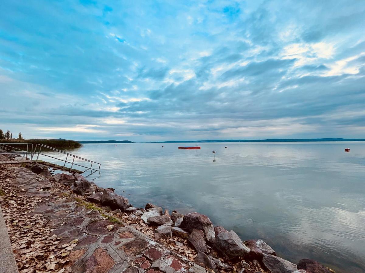 Aranygesztenye Apartmanhaz Balatonudvari Luaran gambar