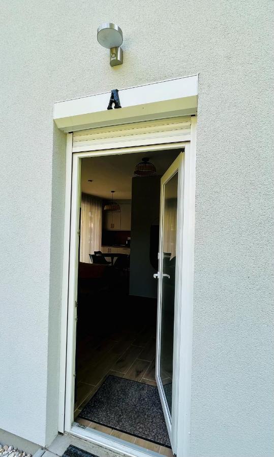 Aranygesztenye Apartmanhaz Balatonudvari Luaran gambar